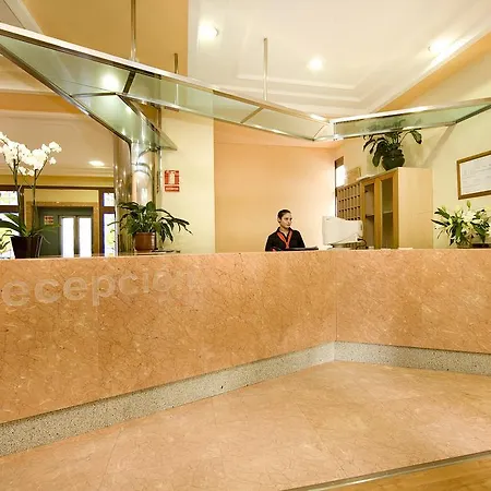 Monarque Cendrillon Hotel 3*