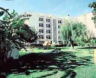 Monarque Cendrillon Hotel