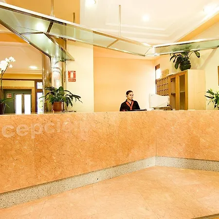 Hotel Monarque Cendrillon