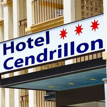 Monarque Cendrillon מלון 3*