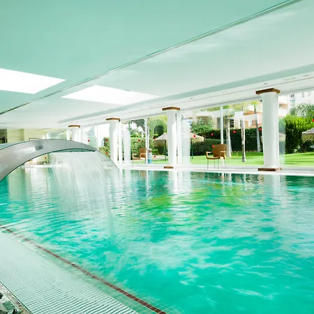 Monarque Cendrillón Fuengirola