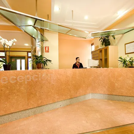 蒙纳克森德里隆酒店 酒店 丰希罗拉