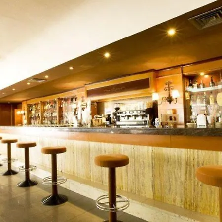 蒙纳克森德里隆酒店 酒店 丰希罗拉