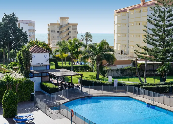 Monarque Cendrillon 3*