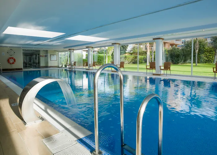 Hotel Monarque Cendrillon