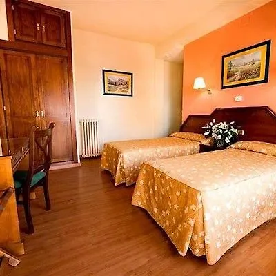Monarque Cendrillon فندق